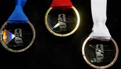 Organiztoi odhalili medaile pro hokejov MS, jsou z kovu a kilu
