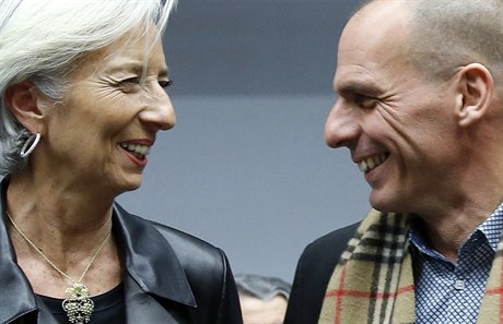 Generální editelka MMF Christine Lagardeová a ecký ministr financí Janis...