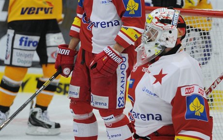 Branká Slavie Adam Svoboda kvli zranní nedochytal zápas v Litvínov.