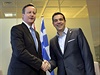 Britský premiér David Cameron se svým eckým protjkem Alexisem Tsiprasem