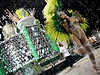 Brazilci se veselí, zaal karneval.