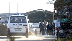 Policie zahájila trestní řízení po kontrole muničního skladu ve Slatině