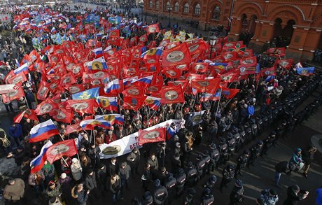 Na Rudém námstí se selo tisíce sympatizant s proruskými separatisty