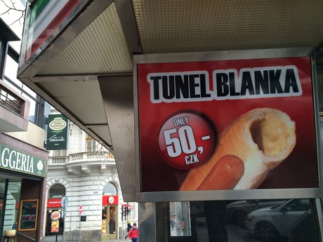 Tunel Blanka stojí ve stánku 50 korun.