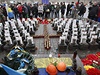 Ukrajinci si pipomínají výroí krveprolití na Majdanu.