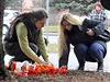 Stovky lidé v Uherském Brodu uctili památku obtí stelby v restauraci Druba...