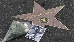 P�edstavitel Spocka ve sci-fi Star Trek Leonard Nimoy zem�el ve v�ku 83 let.