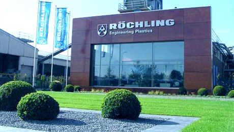 Nmecká spolenost Rochling Automotive, která vyrábí plastové díly pro...