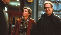 Alan Rickman s Emmou Thompson ve filmu Láska nebeská (2003).