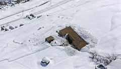 Pády lavin v Afghánistánu: Sníh n�která údolí zcela poh�bil