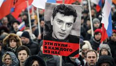 Mafiánská vražda Němcova má vyděsit opozici, míní expert na ruský zločin