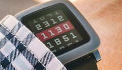 Fitbit koupil průkopníka chytrých hodinek Pebble. Posiluje tak pozici na trhu