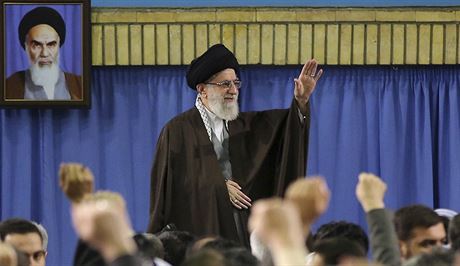 Nejvyí duchovní vdce Íránu, ajatolláh Alí Chameneí.