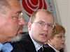 Bohuslav Sobotka na sjezdu sociálních demokrat v roce 2005.