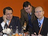 Staronový éf SSD Bohuslav Sobotka (vpravo) na sjezdu v roce 2007 s Jiím...