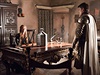 Sourozenci a bývalí milenci: královna Cersei z rodu Lannister (Lena Headeyová)...