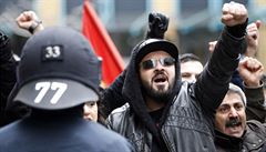 Policie zasahuje během sobotních demonstrací ultrakonzervativních islámských... | na serveru Lidovky.cz | aktuální zprávy