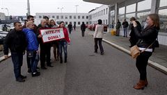 Etni�tí �e�i utíkají z Ukrajiny.