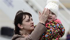 Etni�tí �e�i utíkají z Ukrajiny.