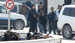 ‚Nájezd na doupě neřesti‘. K útoku v Tunisu se přihlásil Islámský stát