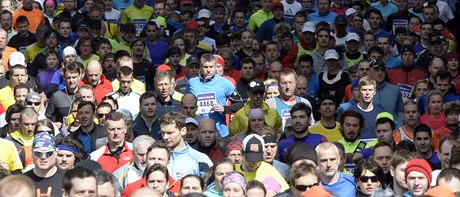 Sedmnct ronk plmaratonu se bel 28. bezna ulicemi Prahy.
