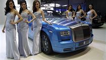 Modelky pzuj u Rolls-Royce Phantom Drophead Coupe Waterspeed na...