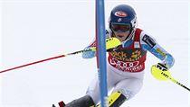 Mikaela Shiffrinov v Mribelu.