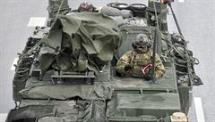 Kam přijde americká armáda, umírají ženy a děti, vymezuje se Semelová proti konvoji