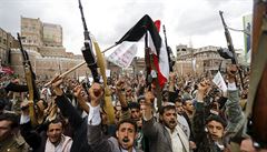 V rozvráceném Jemenu zůstává sedm Čechů. Chtějí domů