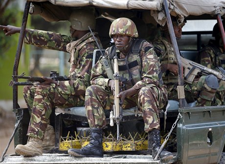 Keňští vojáci (ilustrační snímek).