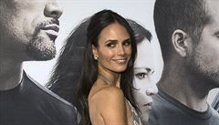 Here�ka Brewster pózuje na premié�e filmu Rychle a zb�sile 7.