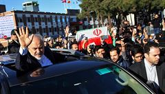 Šéf íránské diplomacie Zaríf se po úspěšném jednání v Lausanne vrací zpět do...