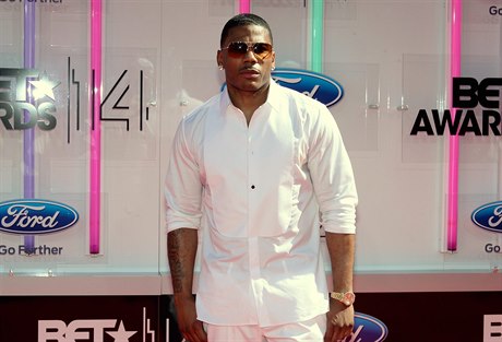 Americký rapper Nelly zaten pro drení drog