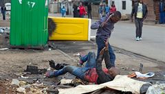 Násilnosti v Johannesburgu.