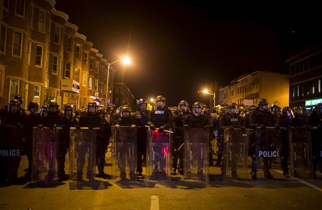 Policie zasahovala pi dalích protestech v Baltimoru
