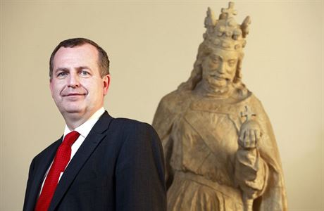 „Přežijí jen kvalitní vysoké školy,“ říká rektor Univerzity Karlovy Tomáš Zima....