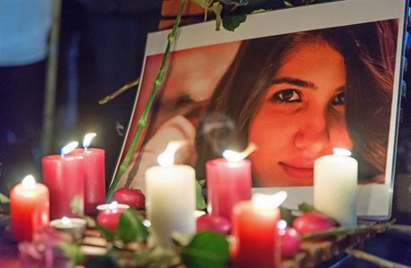 Pieta. Brutální vrada studentky Özgecan Aslanové vyvolala v Turecku velké...