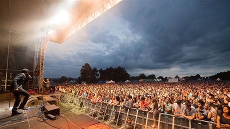 Zpvák Aloe Blacc byl hvzdou festivalu United Islands v roce 2013.