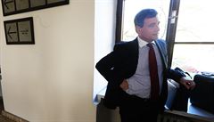 David Rath dorazil se svým advokátem Adamem �erným, p�i�la také dal�í...