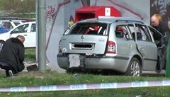 Ve voze Škoda Octavia v pražských Horních Měcholupech vybuchla bomba. Policisté... | na serveru Lidovky.cz | aktuální zprávy