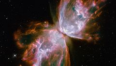Planetární mlhovina NGC 6302, známá také jako Motýlí mlhovina.