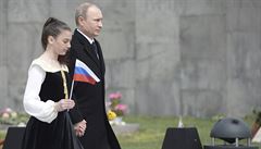 Ruský prezident Vladimír Putin na pietní ceremonii v Jerevanu.