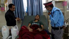 28letý Rii Khanal na nemocniním lku. R