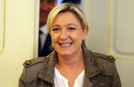 Marine Le Penová bhem návtvy Snmovny.