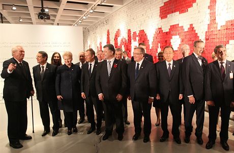 Významní státní pedstavitelé si v Polsku pipomínají 70 let od konce války.