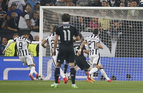 Alvaro Morata z Juventusu skruje do st Realu Madrid.
