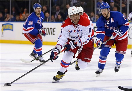 Ovekin porazil s týmem Washingtonu soupee z New York Rangers.