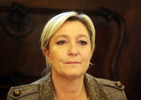 Marine Le Penová bhem konference v Praze