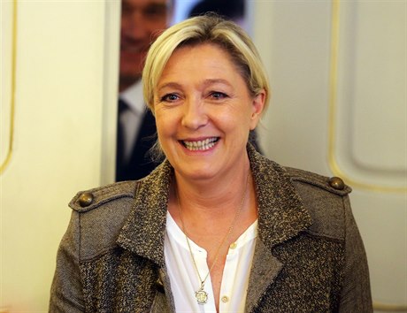 Marine Le Penová bhem návtvy Snmovny.