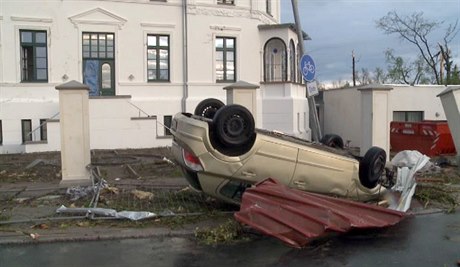 Sever Nmecka zasáhlo tornádo.